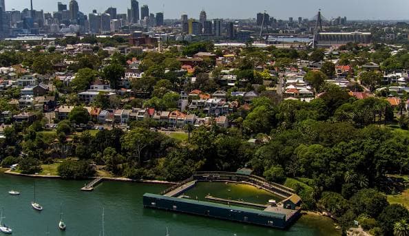 Balmain snapshot image 4