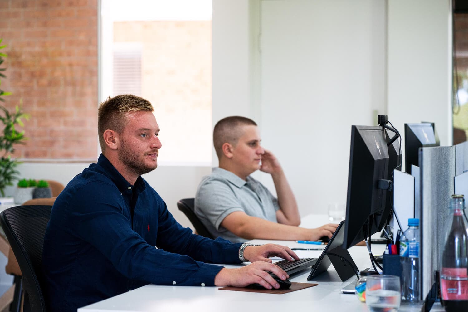 Side-by-side comparison of HEAS government scheme versus private reverse mortgage features